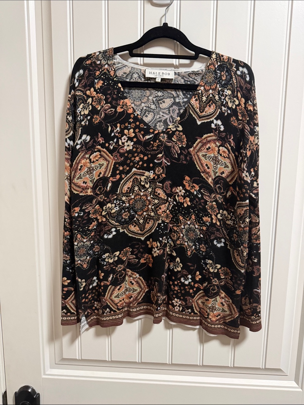 Hale Bob Women's Black Floral Paisley V-Neck Long Sleeve Top/Never Worn!!